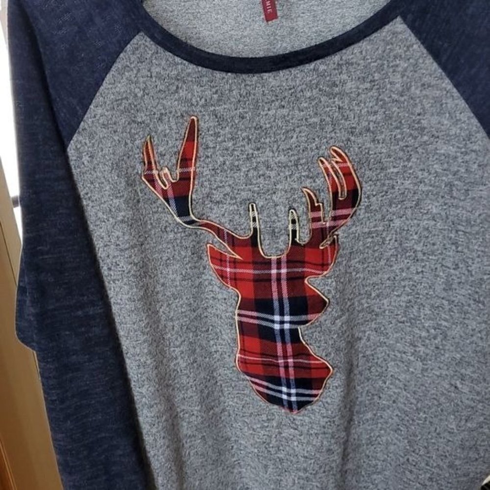 Bellamie Red Plaid Deer Long Sleeve Raglan Pocketed Sz XL Top - Picture 2 of 9